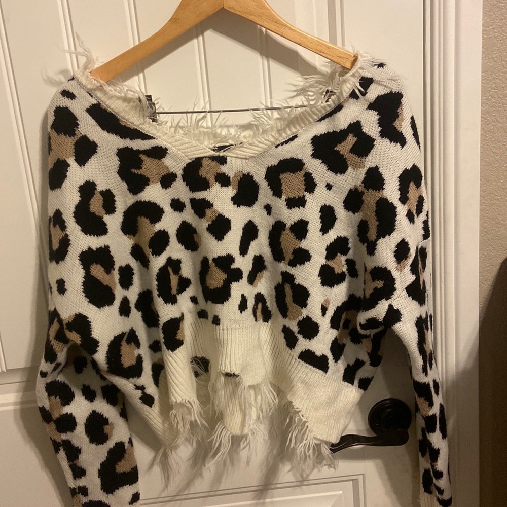 Cheetah Print Cropped Sweater